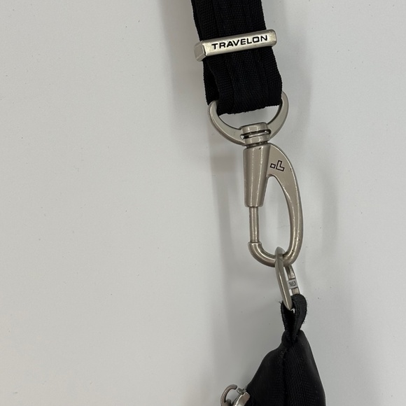 Travelon Womens Travel Crossbody Purse Bag Bag Anti-Theft Zips Adjustable Strap - Picture 3 of 8